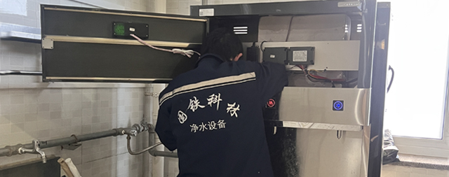 開水器在北京自有售后團(tuán)隊(duì)對購買者的優(yōu)勢